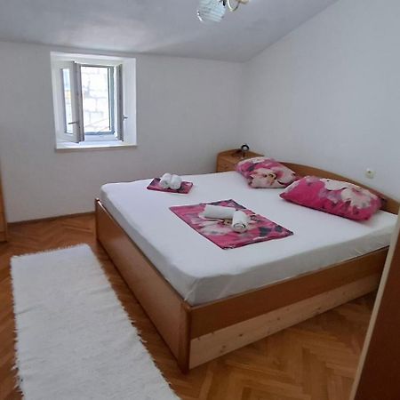 Downtown Dream Makarska Apartment Bagian luar foto