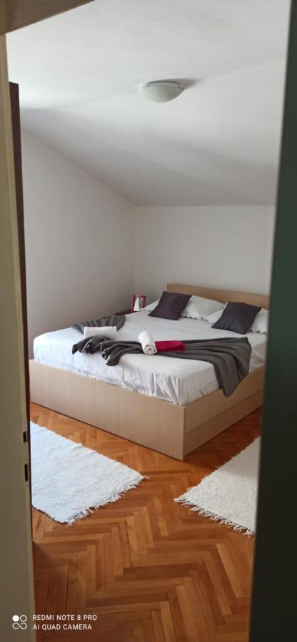 Downtown Dream Makarska Apartment Bagian luar foto
